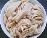 Hình bước làm 1 của món Mì Quảng chay