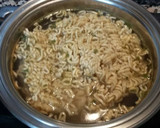 Foto del paso 2 de la receta: Noodles con verduras agridulces y patas rusas