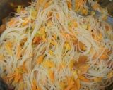 Foto langkah ke 1 dari resep Pastel Isi Bihun.