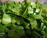 Hình bước làm 1 của món Canh cải thìa cá viên