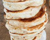 Une image de l'étape 3 de Pancakes Fluffy à la pomme.