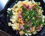 Foto del paso 5 de la receta: Hamburguesas en colchón de cebollas y papas con cheddar