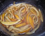 Foto del paso 6 de la receta: Cáscaras de naranja confitadas caseras