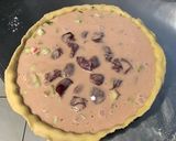 Une image de l'étape 11 de Tarte pêches de vigne et rhubarbe (pâte brisée à la pêche).