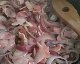 Foto del paso 2 de la receta: Patatas con bacon y cebolla