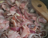 Foto del paso 2 de la receta: Patatas con bacon y cebolla