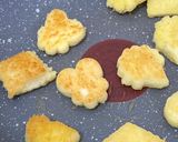 Gambar langkah 5 resipi Fun Shapes Roti Bakar Qysha.