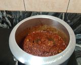 A picture of step 8 of White matar chole.