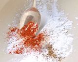 Hình bước làm 3 của món Snack Da Cá Hồi Chiên Giòn Rụm