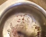 A picture of step 2 of Special halki phulki moong daal khichri aur lauki ka raita.