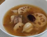 Lotus root pork ribs soup