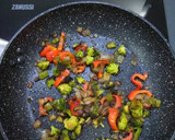 Foto del paso 2 de la receta: Wok de verduras con arroz basmati