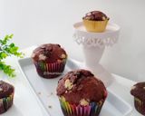 Foto langkah ke 6 dari resep Muffin Pisang Coklat (Banana Choco Muffins).
