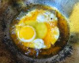 Foto langkah ke 1 dari resep Telur Ceplok Kecap.