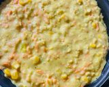 Foto del paso 5 de la receta: TORTILLA DE ZAPALLITOS, CHOCLOS Y ZANAHORIA 🧇🌽🥕🥒🥚🧇