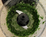 Foto del paso 2 de la receta: Pasta con crema de aguacate y cilantro
