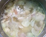 รูปขั้นตอนการทำที่ 1 ของ ไก่ตุ๋นลำไยเห็ดหอม