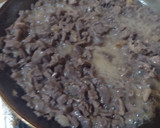 Foto del paso 2 de la receta: Tlayudas de tasajo con chapulines