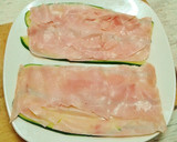 Foto del paso 2 de la receta: Pincho de calabacín, york y queso