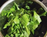 A picture of step 2 of Aloo Palak Curry.