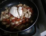 Foto del paso 2 de la receta: Pollo salteado con Cherry para pasta