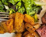 Une image de l'étape 5 de Potatoes au paprika fumé, ail des ours et romarin.