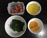 Hình bước làm 1 của món BÁNH BÒ RAU NGÓT BÍ ĐỎ (blw)