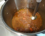 Foto del paso 3 de la receta: Roti de pollo con salsa de ciruelas y manzanas al Pedro Ximénez. En olla express