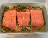 Foto del paso 6 de la receta: Salmón al horno a la naranja con verduras