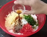 A picture of step 3 of One Bite Vegetables Rice Balls.