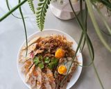 Hình bước làm 3 của món Xôi mặn pate với lò vi sóng