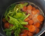 Foto del paso 1 de la receta: Crema de zanahoria y calabacin