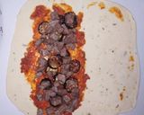 صورة لخطوة 7 من وصفة بيتزا سوفلي ✌️🍕