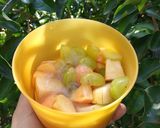 Foto langkah ke 4 dari resep Salad Buah ala Mamah Zafran.