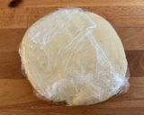 Foto del passaggio 3 della ricetta Biscottoni ripieni di confettura di fichi