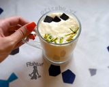 عکس مرحله 1 از دستور شیک موز انبه رژیمی