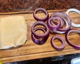Foto del paso 1 de la receta: Aritos de cebolla con queso