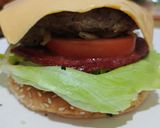 Foto langkah ke 9 dari resep Burger SD Naik Level.