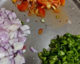 A picture of step 1 of Veg noodles.