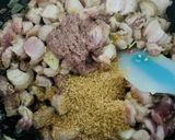 Hình bước làm 5 của món Thịt kho mắm ruốc