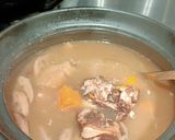 A picture of step 3 of Chinese Soup: Kudzu Root (Fenkok), Pork Ribs with Lotus Roots.