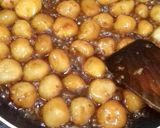 Foto langkah ke 3 dari resep Cilok bumbu kecap pedas.