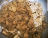 A picture of step 2 of Chicken Tikka macroni.