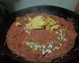 A picture of step 3 of Gajar ka halwa in mixer jar.