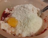 Foto del passaggio 3 della ricetta Canederli con rapa rossa e purea di cavolfiore