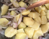 Foto del paso 5 de la receta: Guisado de frutos del mar