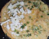 A picture of step 4 of Cheese Omelette.