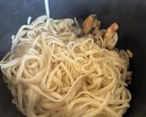 Foto del paso 5 de la receta: Tallarines marineros