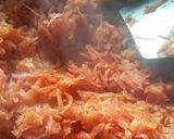 A picture of step 2 of Gajar ka halwa.