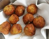 A picture of step 2 of Mix veg pakoras.